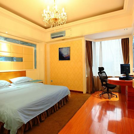 Bluesky Hotel กวางโจว ภายนอก รูปภาพ